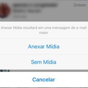 3 - Decida se deseja que o aplicativo anexe as mídias (fotos, vídeos, áudios) ao arquivo. Depois, o aplicativo encaminhará o documento para o app de e-mail cadastrado no aparelho. Em seguida, basta adicionar o endereço do destinatário e enviar.