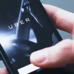 Uber: app passa a checar RG e CPF de usuários antes das corridas