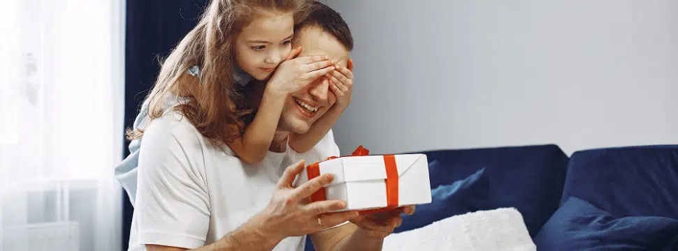 Dia dos Pais: veja dicas de presentes tecnológicos para eles