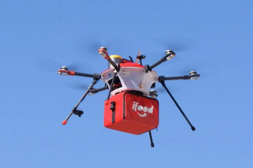 iFood realiza entrega com drones em Aracaju; veja como funciona