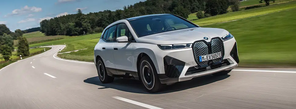 BMW iX: elétrico já está em pré-venda a partir de R$ 654.950