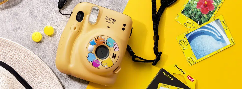 Instax Mini 11 BTS: Fujifilm lança câmera em parceria com grupo de k-pop