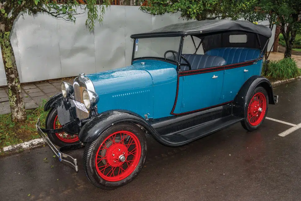 Leilão online tem Mercedes por 30% do valor e um Ford 1929; veja como participar