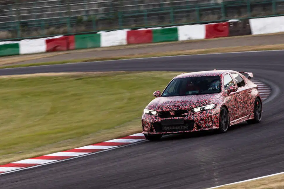 Novo Civic Type R: veja modelo batendo recorde em Suzuka, no Japão