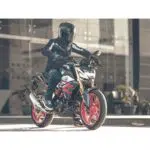 BMW G 310 R na versão Sport Style ganha novas opções de cores