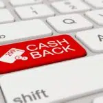 Qual é a diferença entre desconto e cashback?