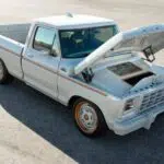 Ford F-100 Eluminator: conheça a picape retrô e elétrica