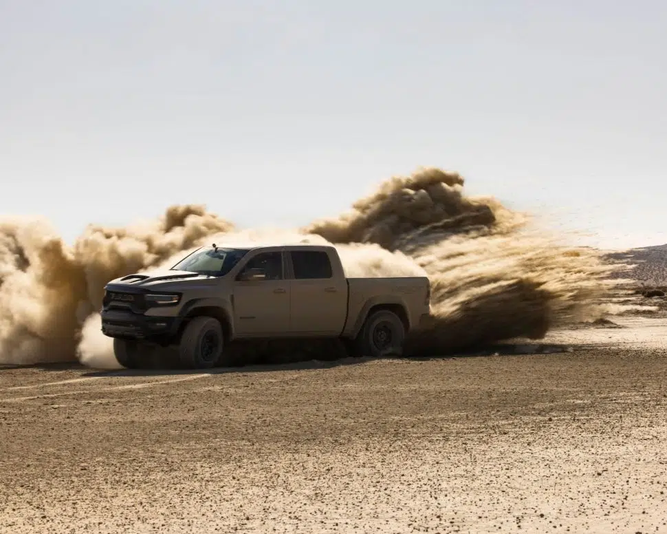 Ram 1500 TRX Sandblast Edition chega ao mercado dos EUA; veja fotos