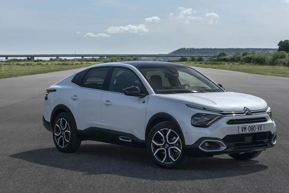 C4 X e ë-C4 X elétrico: conheça os novos modelos da Citroën