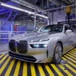 Novo BMW Série 7 começa a ser produzido em Dingolfing; veja fotos