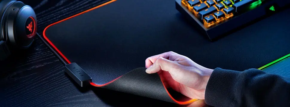 Razer lança mousepads gamer Strider Chroma e Goliathus Chroma 3XL