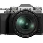 Fujifilm lança câmera X-T5 e nova lente prime fixa de 30 mm