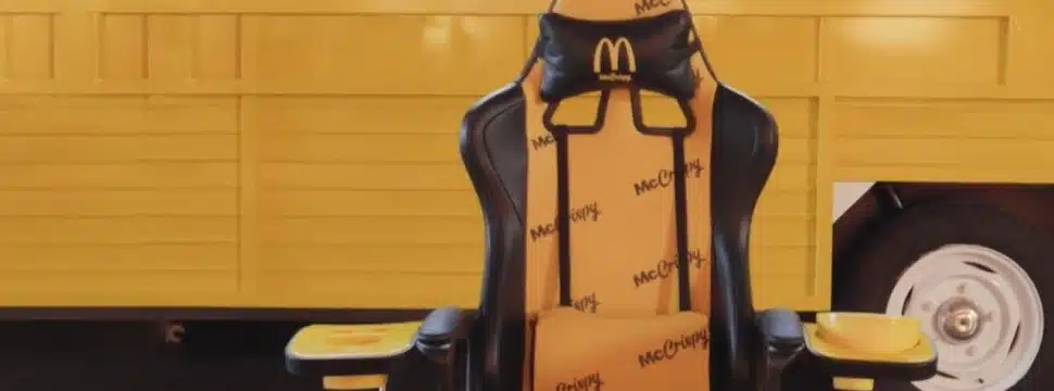 Cadeira gamer do McDonald’s tem suporte para refrigerante e batata frita