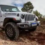 Jeep Wrangler 2023 chega ao mercado brasileiro