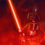 Star Wars: 5 curiosidades sobre os icônicos sabres de luz