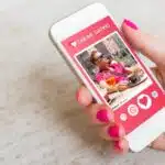 Tinder: app agora tem opções como não-monogamia, aberto a tudo, curto explorar e mais