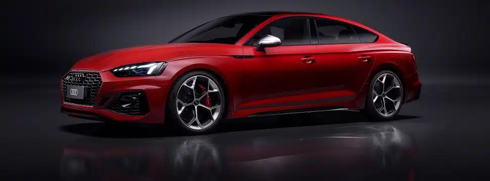 Audi RS5 Competition Plus e RS5 Competition Plus Track entram em pré-venda