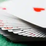 Por que os jogos de cartas se tornaram os jogos de casino online mais populares