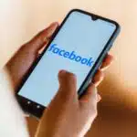 Vítima de golpes na internet, Jadlog processa Facebook