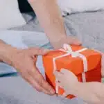 Dia dos Pais: Shopee dá dicas de presentes por menos de R$ 200