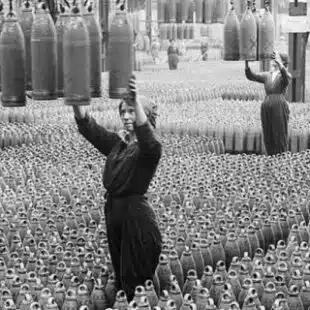 Galeria reúne fotos de mulheres trabalhando na Primeira Guerra Mundial