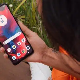 Confira os cinco melhores celulares para sua empresa