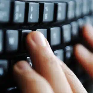 Teclados ABNT e ABNT2: entenda a diferença entre os modelos